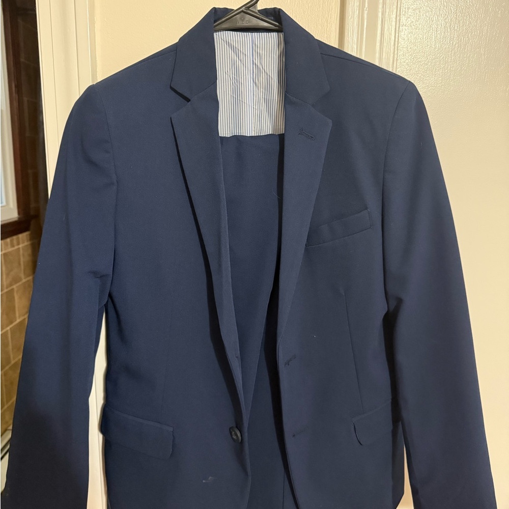 Boys Izod Navy Suit & Black Shirt, size 12 (big kid)